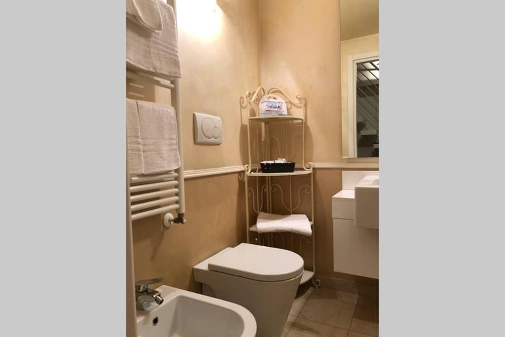 La Casina In Burlamacchi Milan Exterior photo